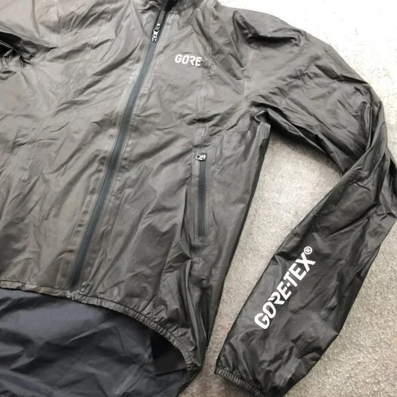 GOREWEAR Shakedry Jacket Medium Gore Tex Lightweight Cycling Running - Picture 3 of 9